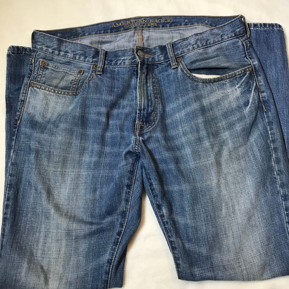 American Eagle Slim Straight Jeans
